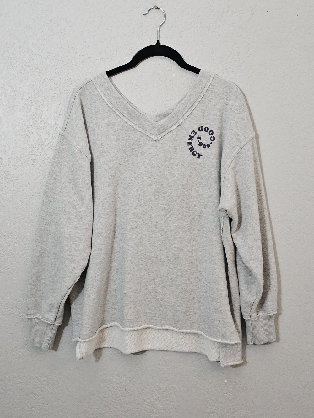 aerie Light Grey V-Neck Sweatshirt w/ 'Good Energy' Graphic Womens XS Oversized